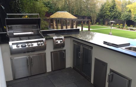 Outdoor Kitchens