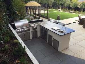 Outdoor Kitchen